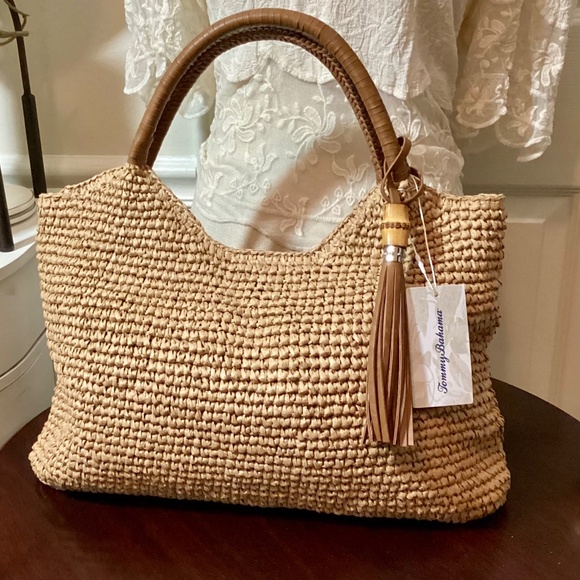 Tommy Bahama Handbags - NEW Tommy Bahama Woven Straw Tote